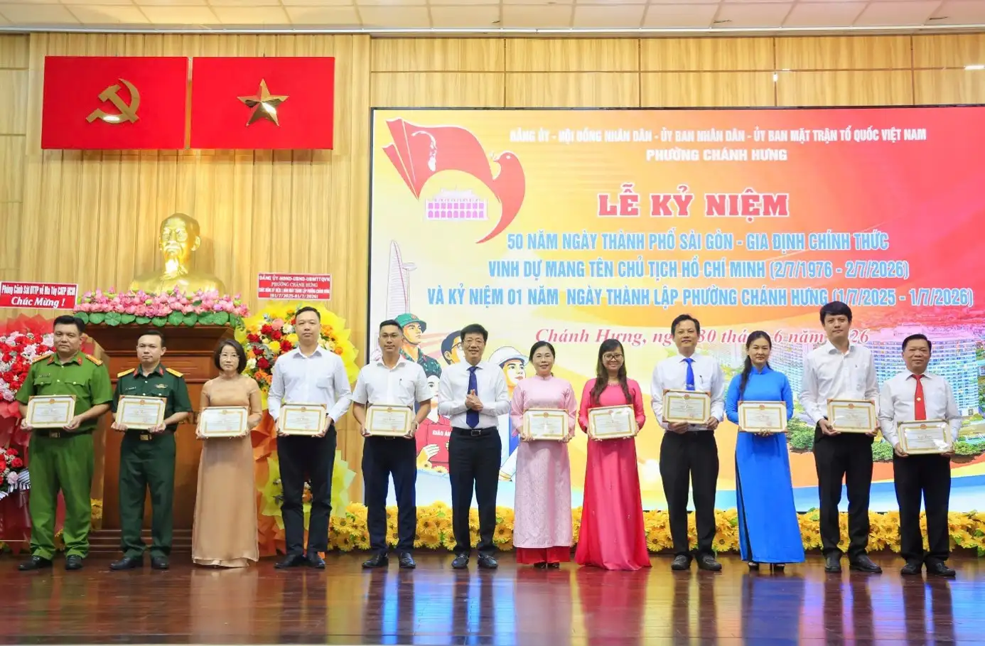 Tổ chức kỷ niệm 50 năm Ngày Thành phố Sài Gòn – Gia Định chính thức vinh dự mang tên Chủ tịch Hồ Chí Minh và dấu ấn một năm xây dựng, phát triển phường Chánh Hưng